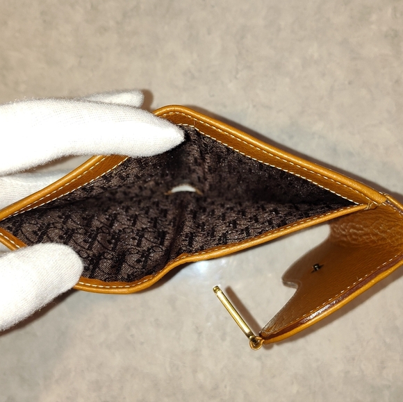 NEW CHRISTIAN DIOR MEDIUM SADDLE BI-FOLD WALLET WITH CD CHARM FULL INCLUSION COA - Picture 13 of 16